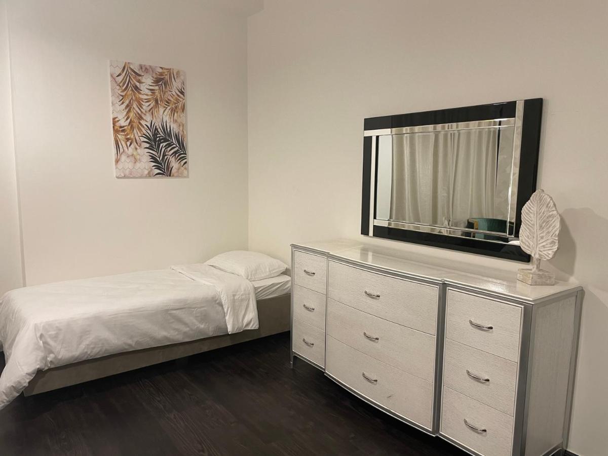 Usmans 1 Bedroom 4 Beds Jbr Huge Sea View 120 Sqm 2 Balconies Дубай Экстерьер фото